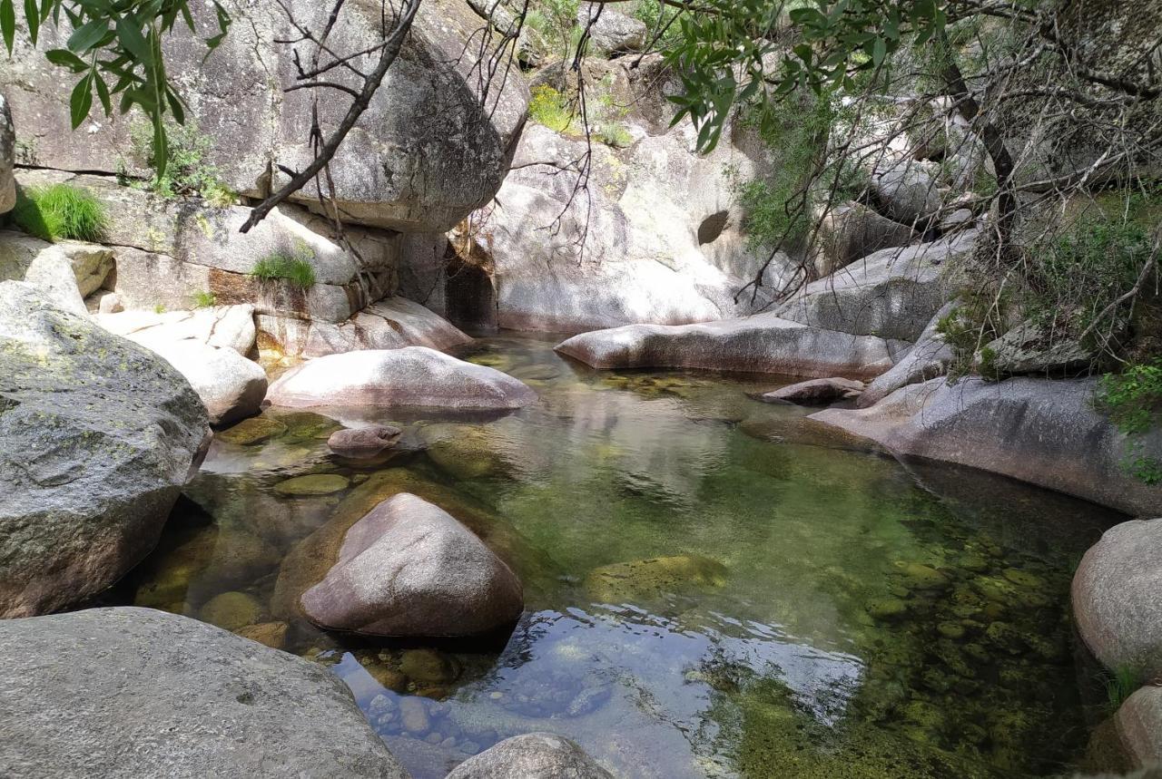 Abrigo Do Cabecinho - Serra Da Estrela Cortes do Meio Esterno foto